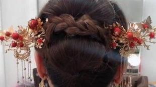 秀禾盘发视频,传统美韵，轻松打造古典美人发型